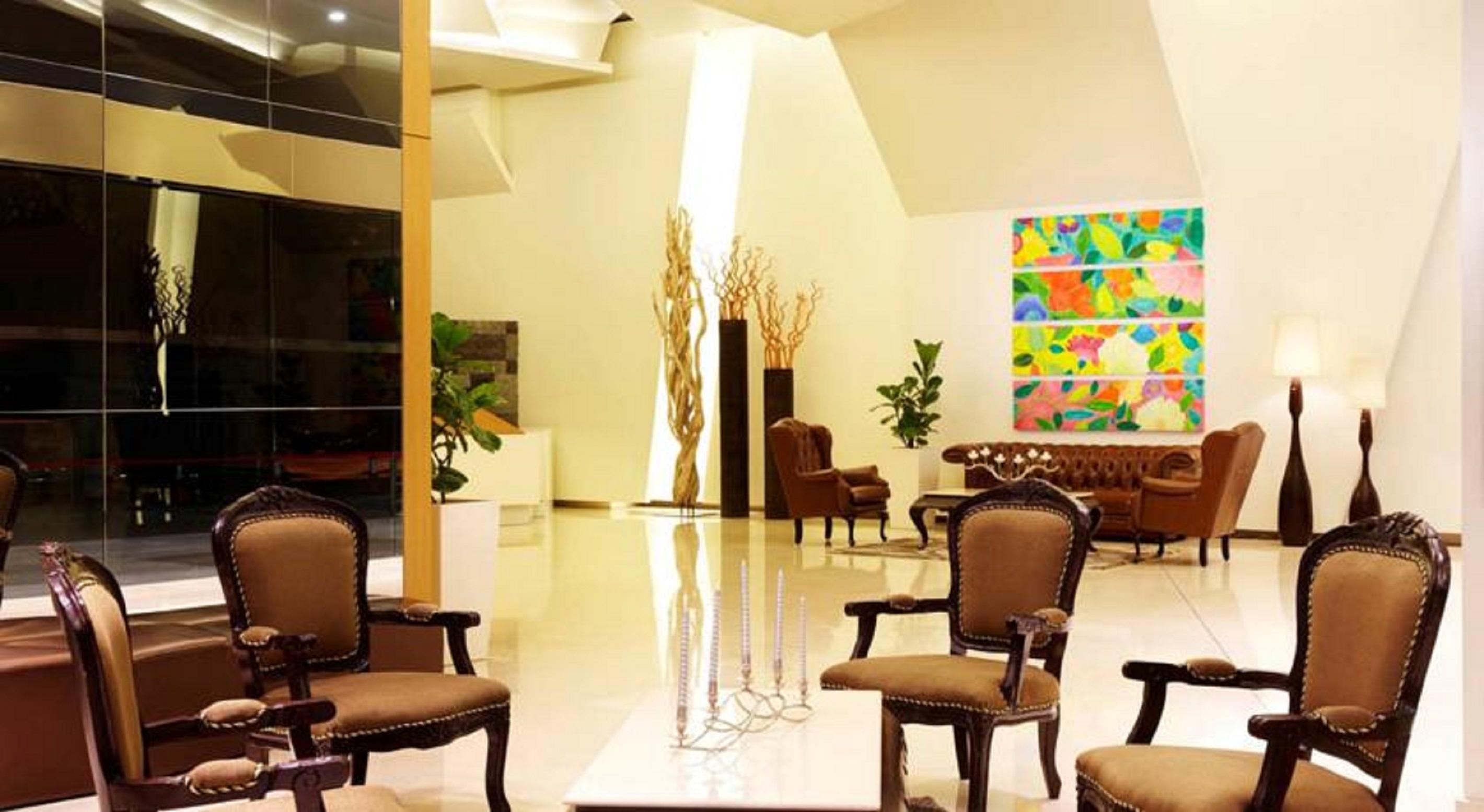 Parkroyal Serviced Suites Kuala Lumpur Exterior foto Lobby
